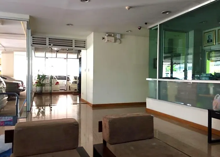 Tongtip Place Aparthotel Bangkok
