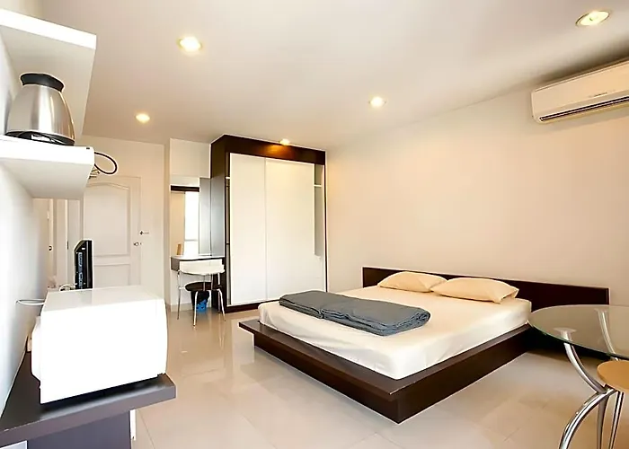 Tongtip Place Aparthotel Bangkok