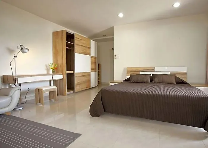 Aparthotel Tongtip Place 3*