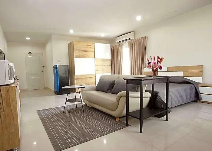Tongtip Place 3*