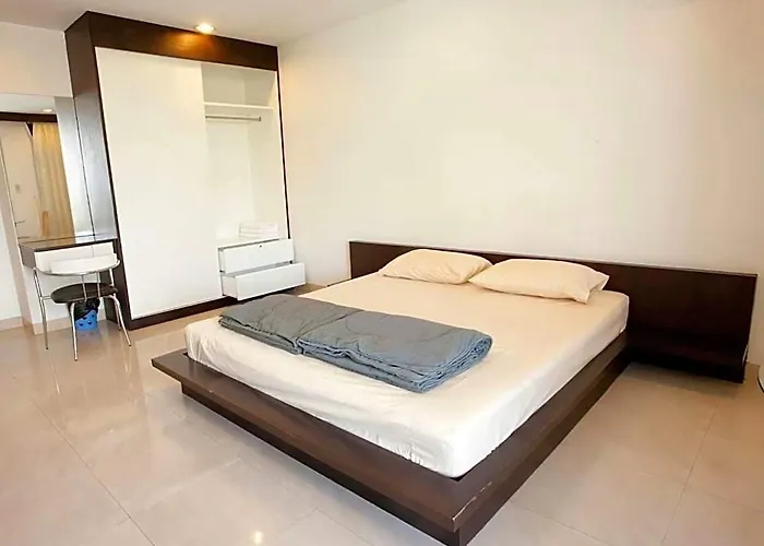 Tongtip Place 3*