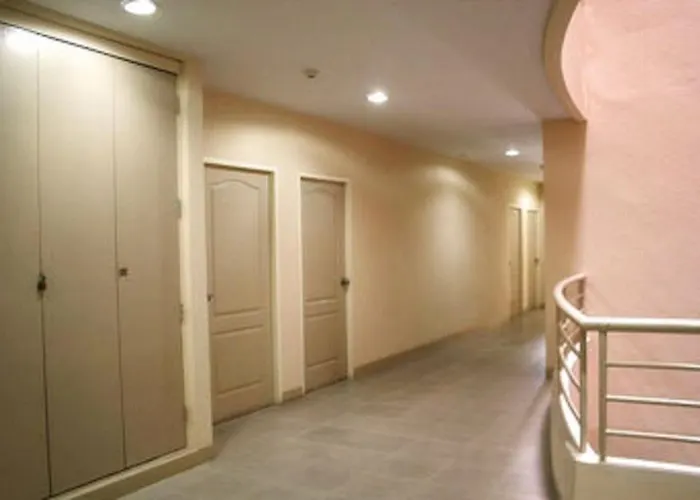 Tongtip Place Hotel apartamentowy Bangkok