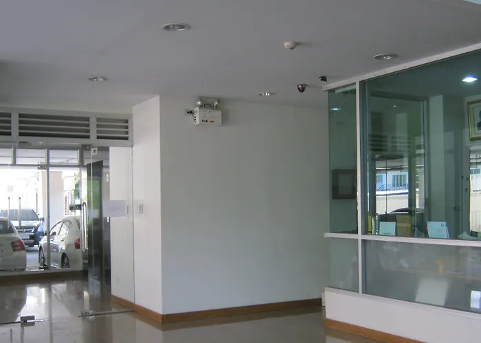 Tongtip Place Hotel apartamentowy