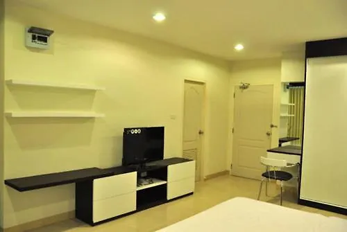 Aparthotel Tongtip Place 3*