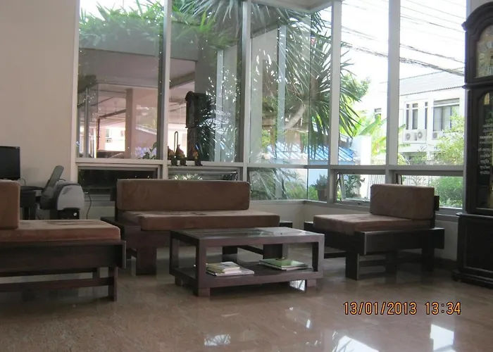 Tongtip Place Aparthotel