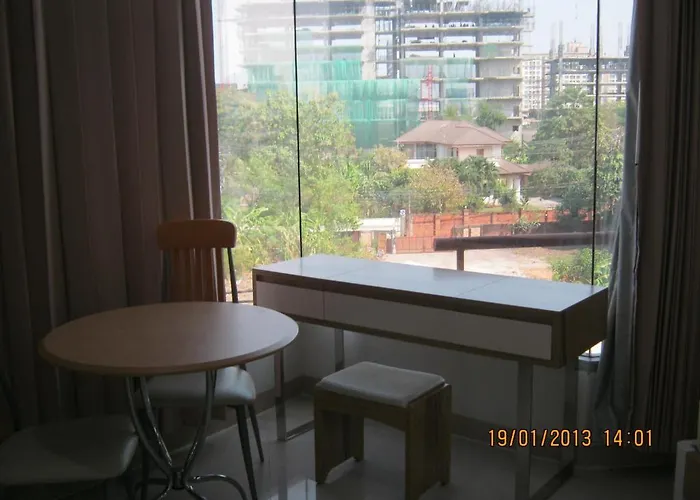 Hotel apartamentowy Tongtip Place