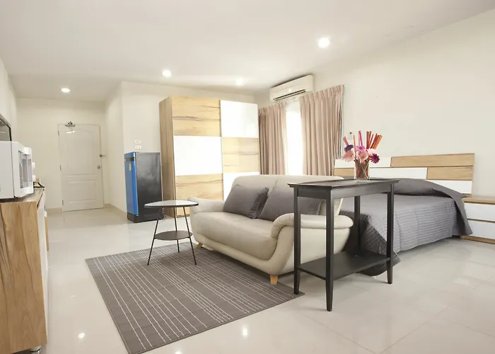 Tongtip Place Aparthotel 3*
